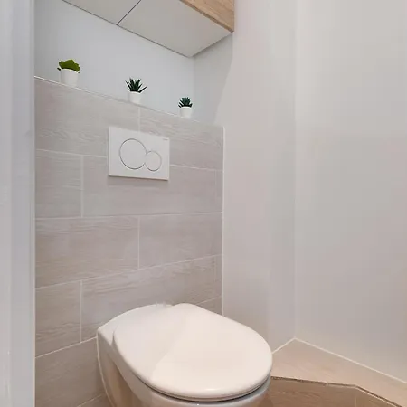 Guestrust - Champeret Porte Maillot - Ternes Apartment Paris