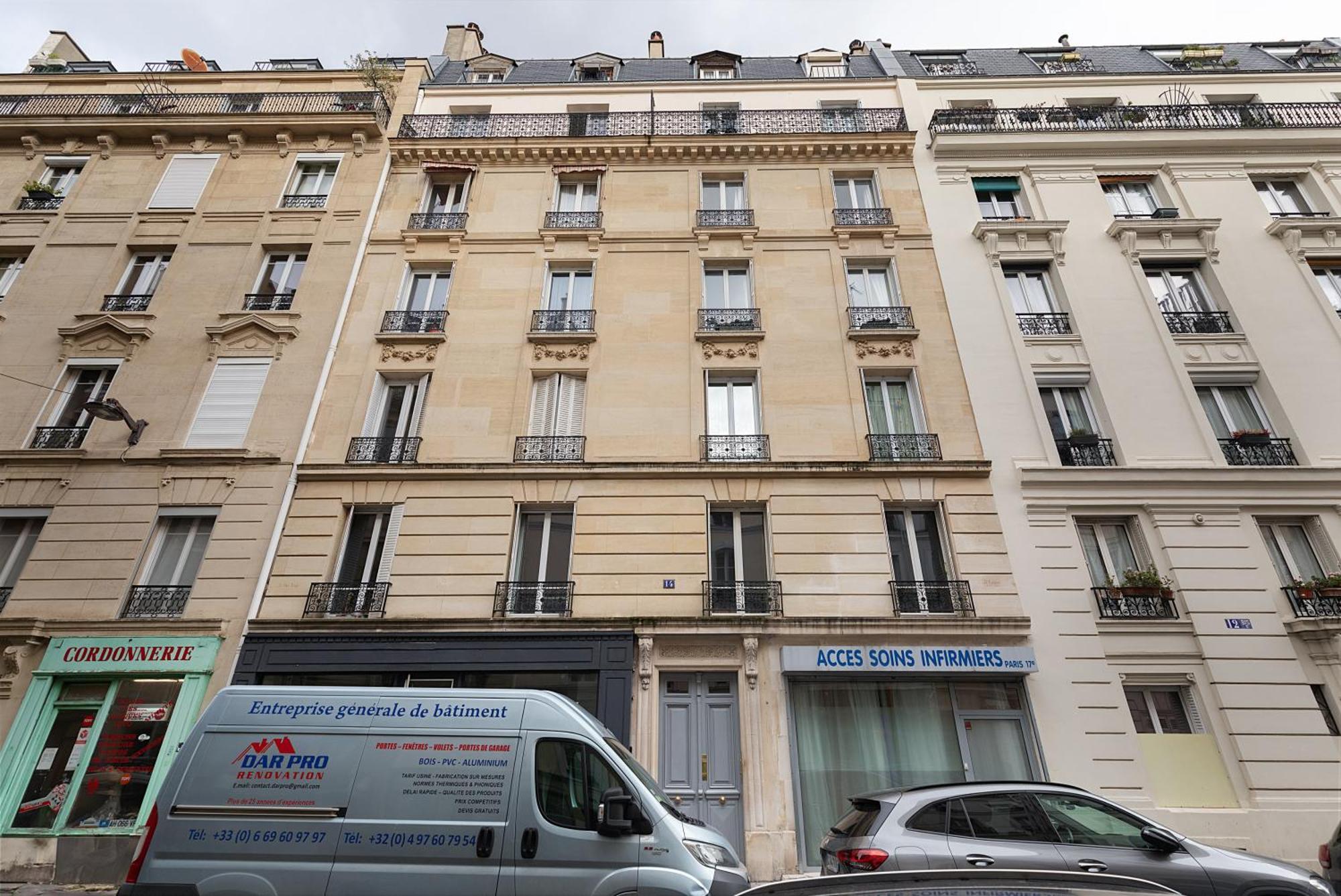 Guestrust - Champeret Porte Maillot - Ternes * Paris